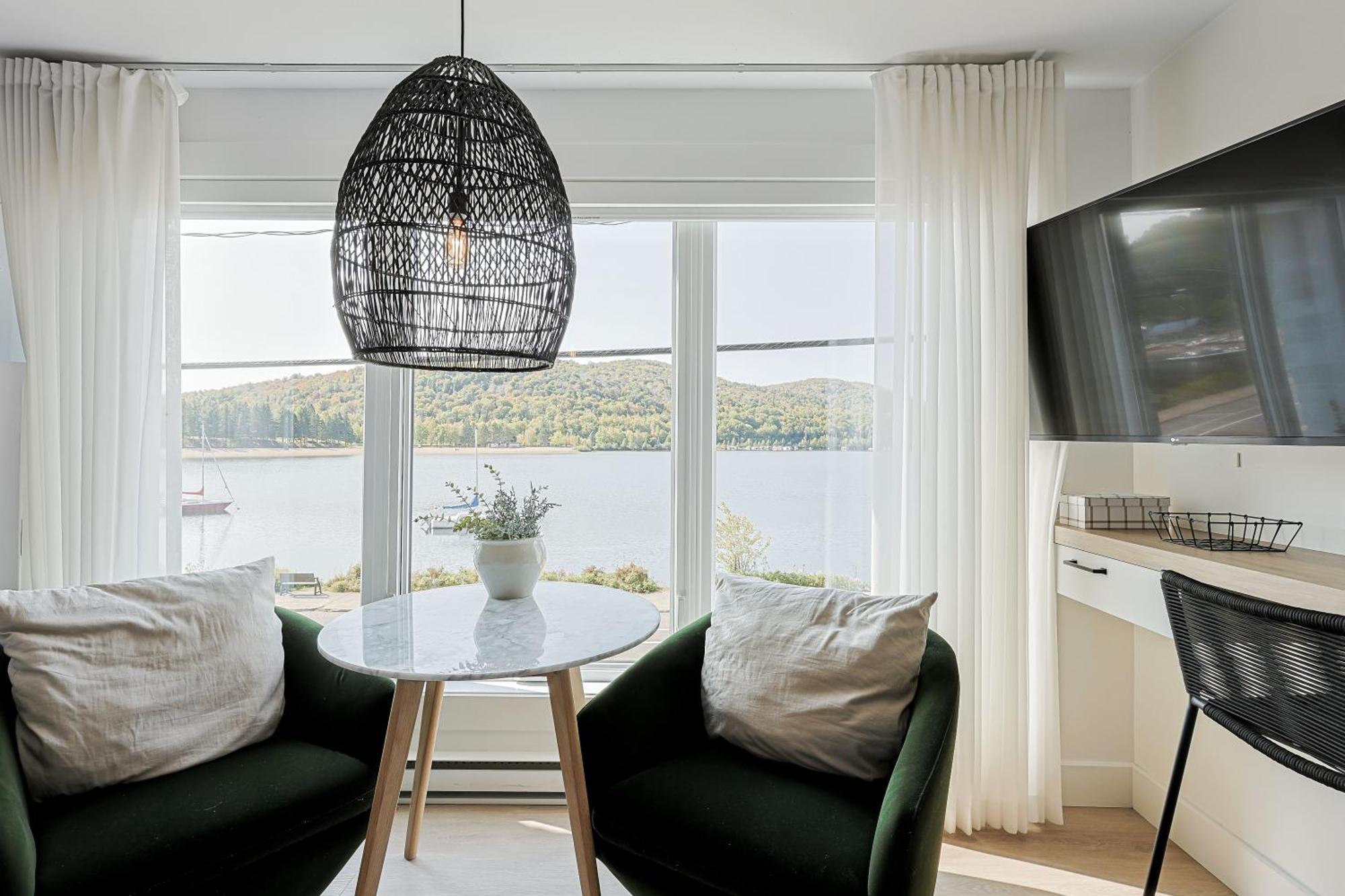 Les Lofts Du Lac Des Sables By Kasania 생트 아가트 데 몽 외부 사진