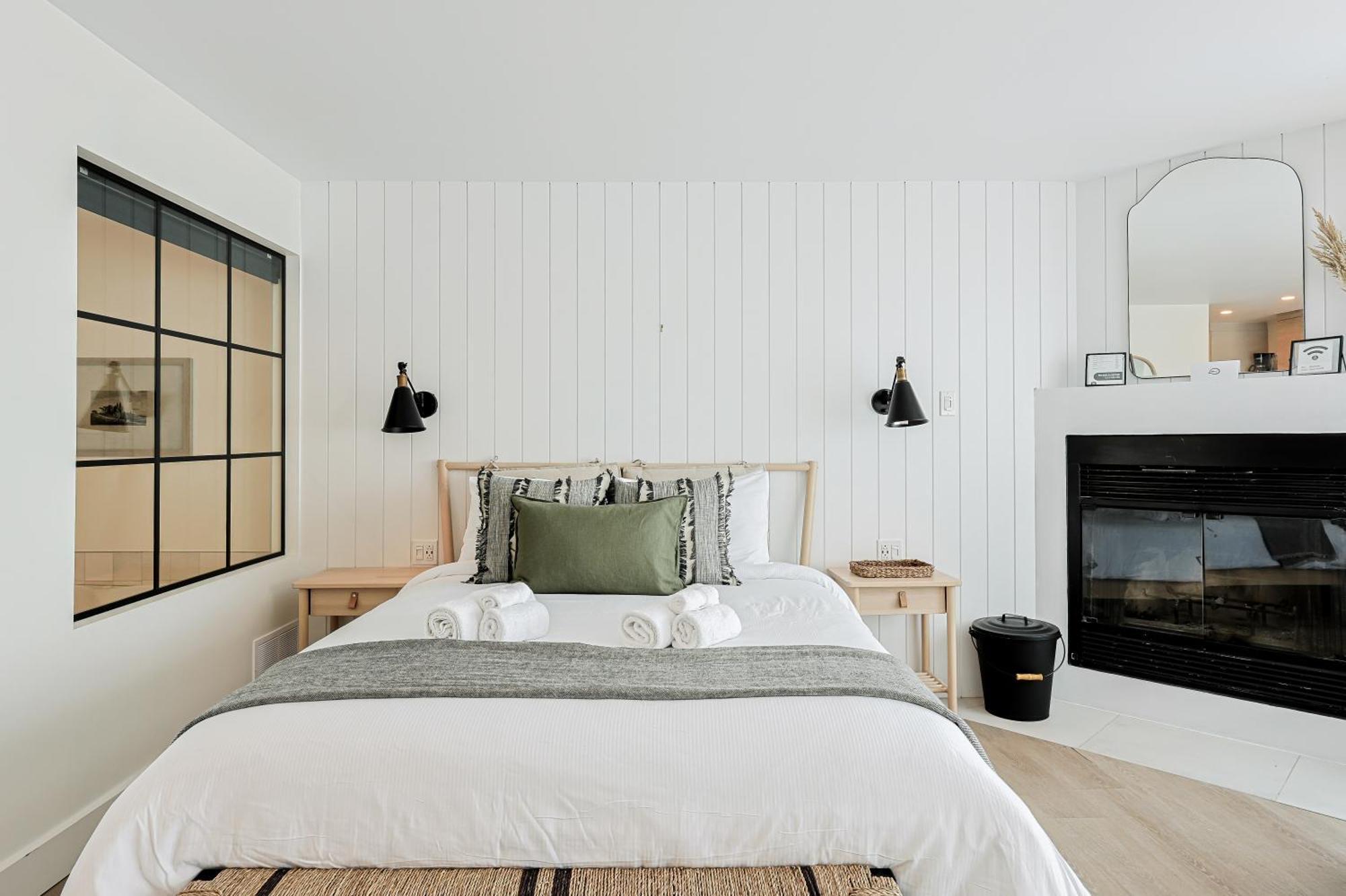 Les Lofts Du Lac Des Sables By Kasania 생트 아가트 데 몽 외부 사진