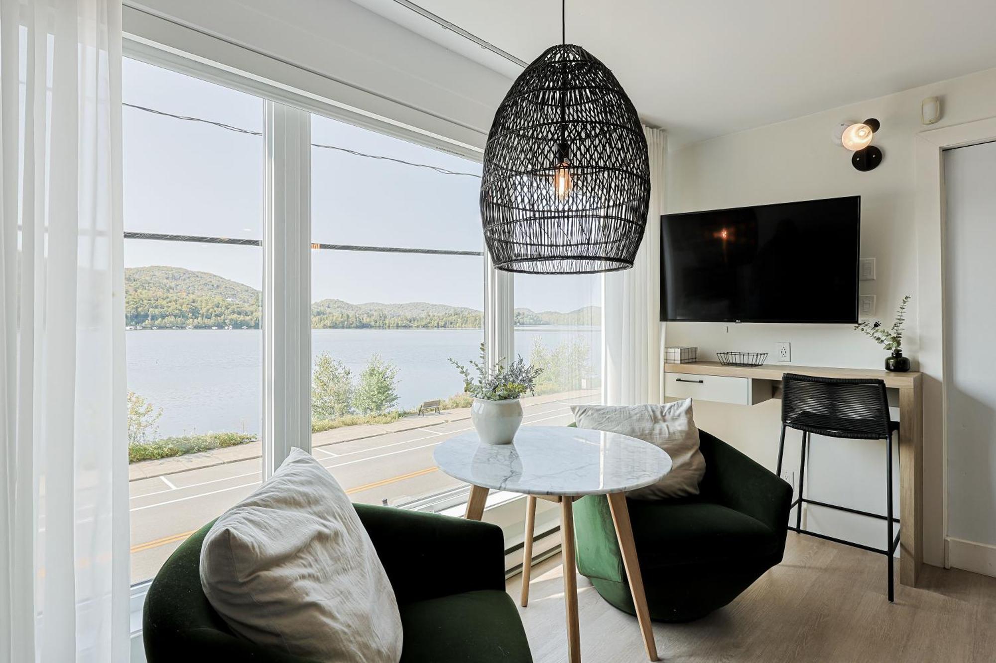 Les Lofts Du Lac Des Sables By Kasania 생트 아가트 데 몽 외부 사진