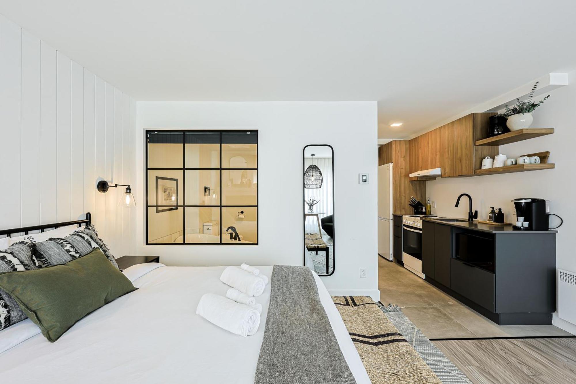 Les Lofts Du Lac Des Sables By Kasania 생트 아가트 데 몽 외부 사진