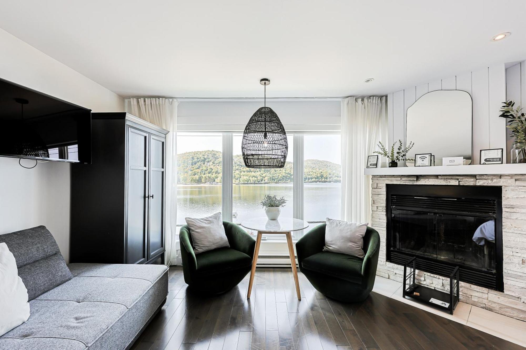 Les Lofts Du Lac Des Sables By Kasania 생트 아가트 데 몽 외부 사진