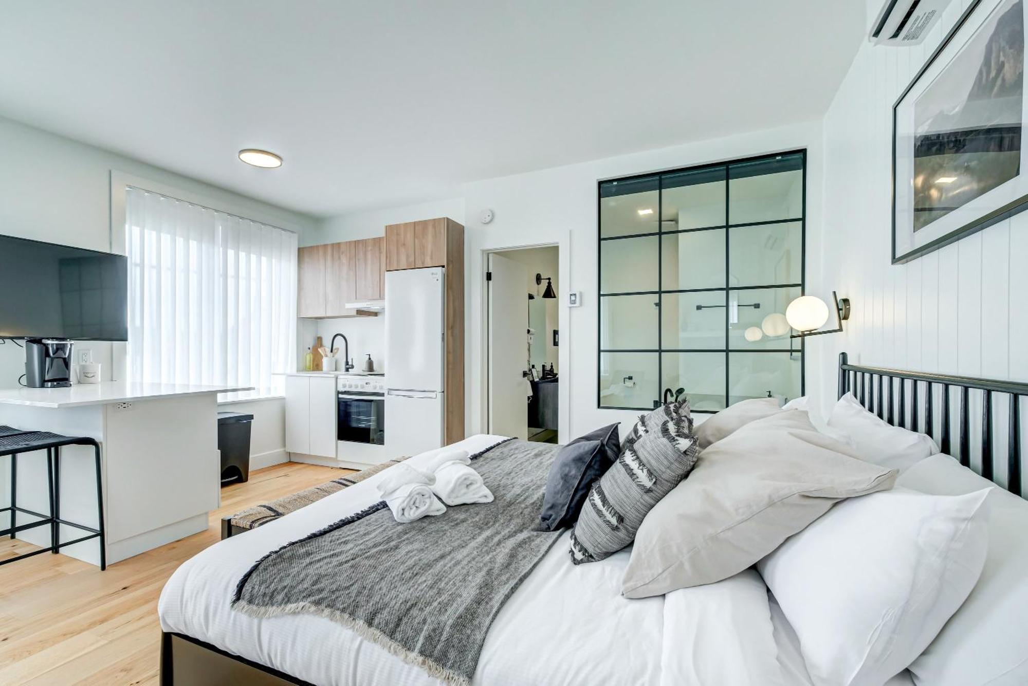 Les Lofts Du Lac Des Sables By Kasania 생트 아가트 데 몽 외부 사진